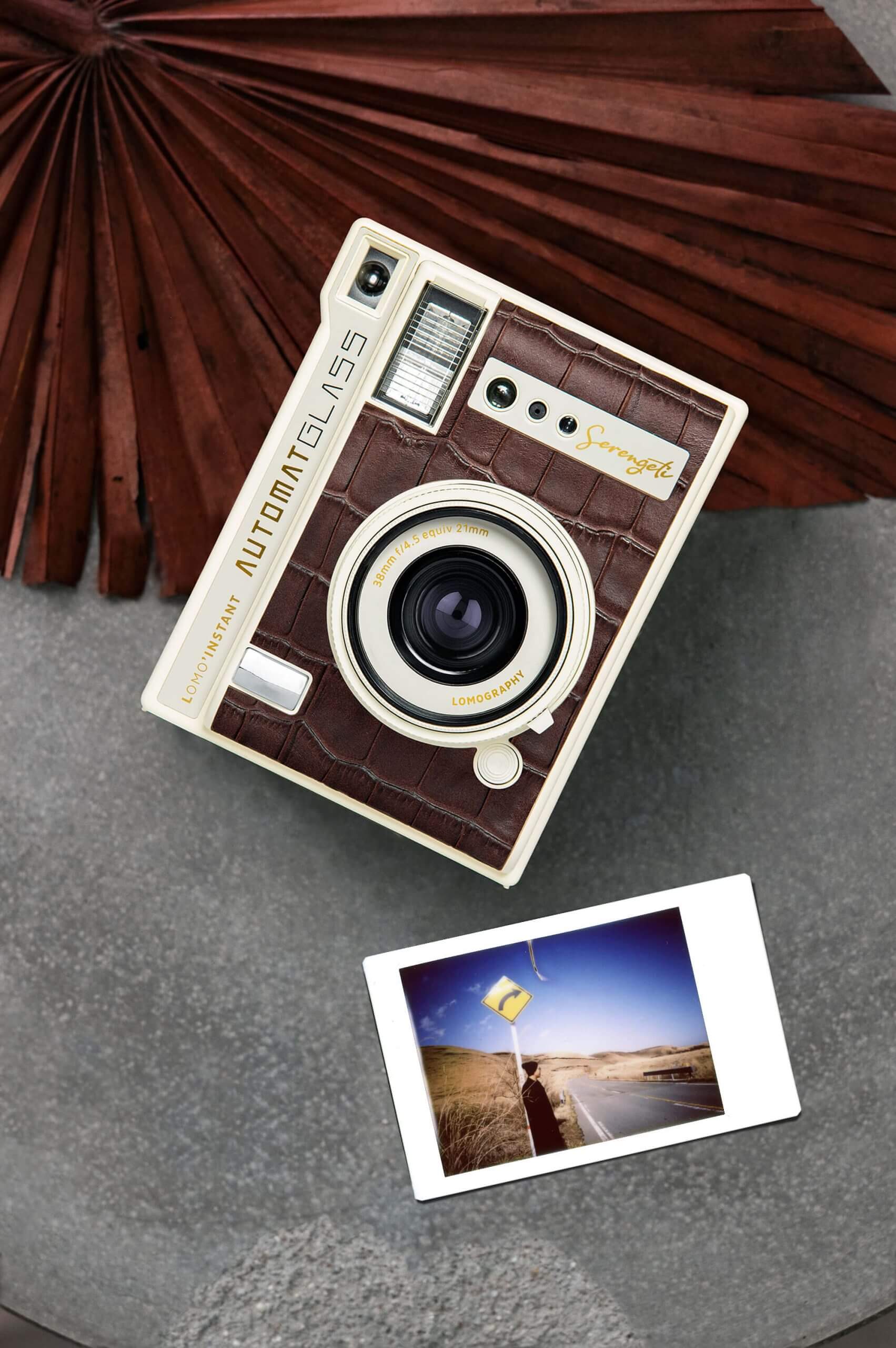 Lomo instant automat glass